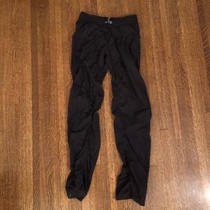 Ivivva Girls Black Jogger Full Length and Capri